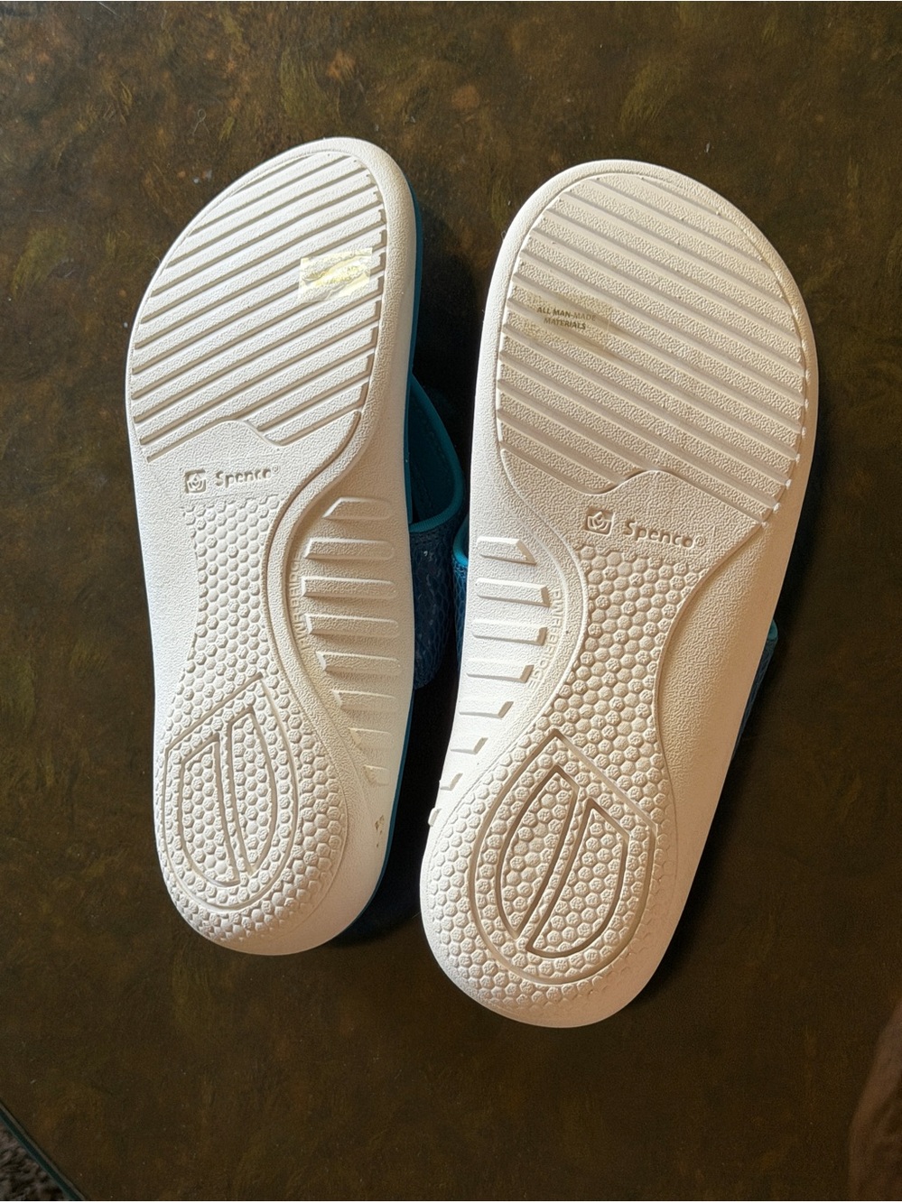 Spenco Yumi Gecko Thong Sandals - Picture 3 of 4